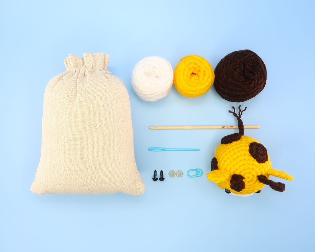 Giraffe Ball Crochet Kit & Pattern