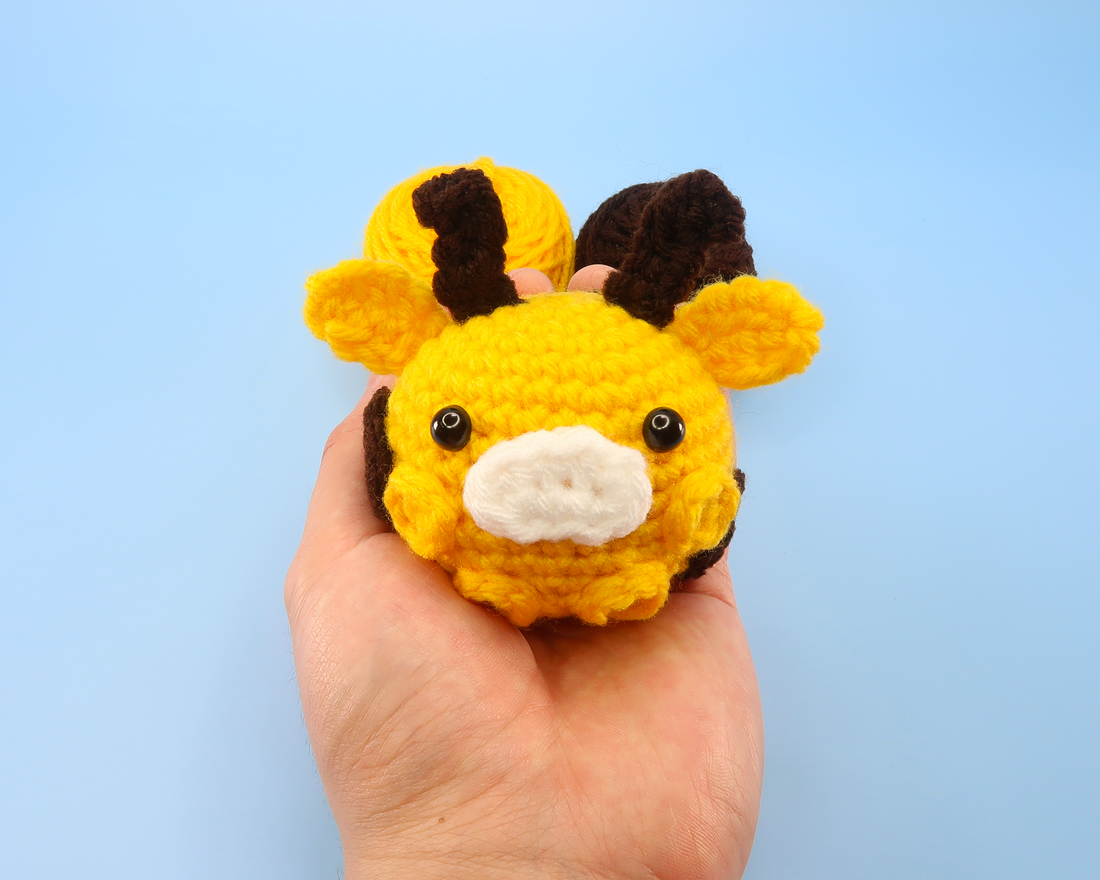 Giraffe Ball Crochet Kit & Pattern