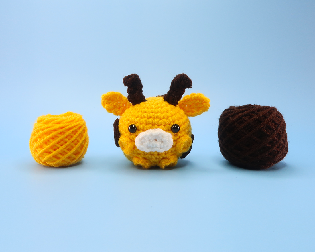 Giraffe Ball Crochet Kit & Pattern
