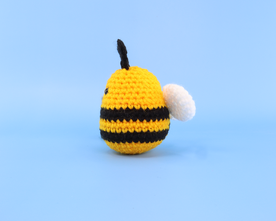 Buzzy The Bee Crochet Kit