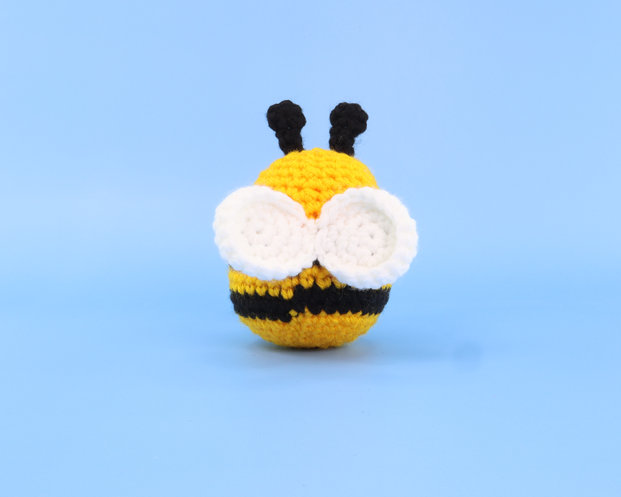 Buzzy The Bee Crochet Kit