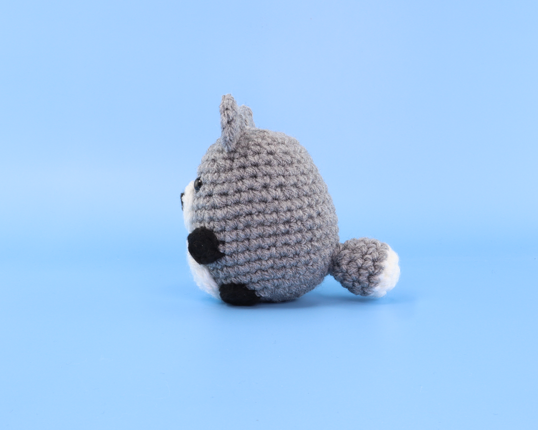 Earl The Grey Wolf Crochet Kit