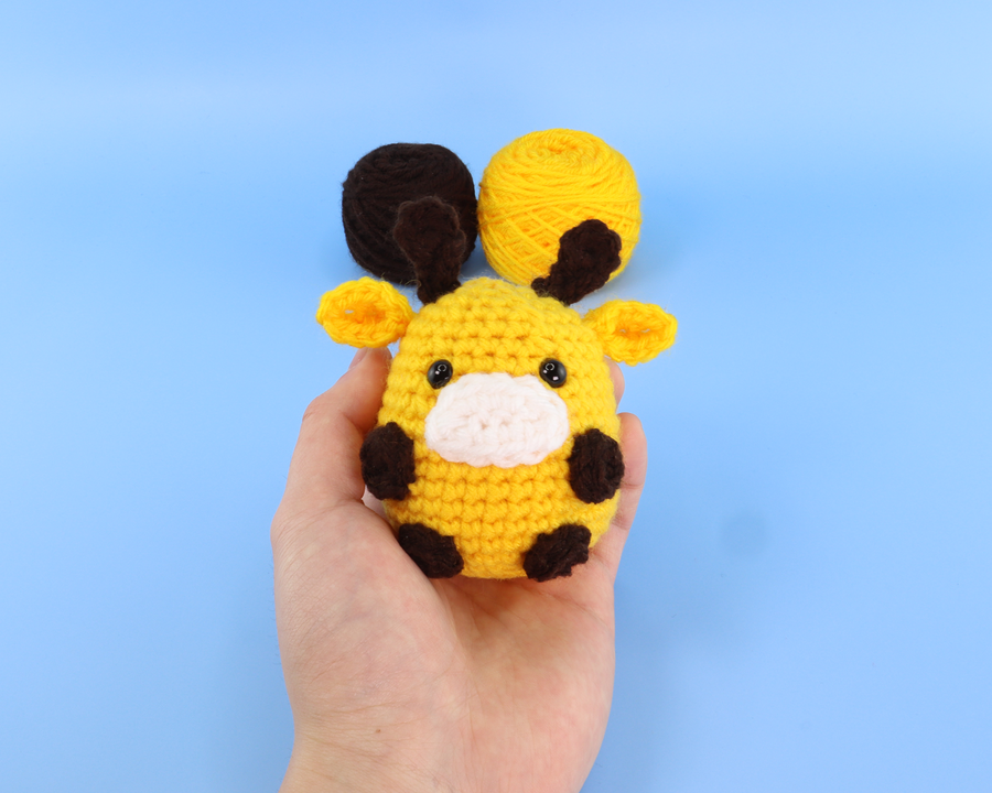 GiGi The Giraffe Crochet Kit