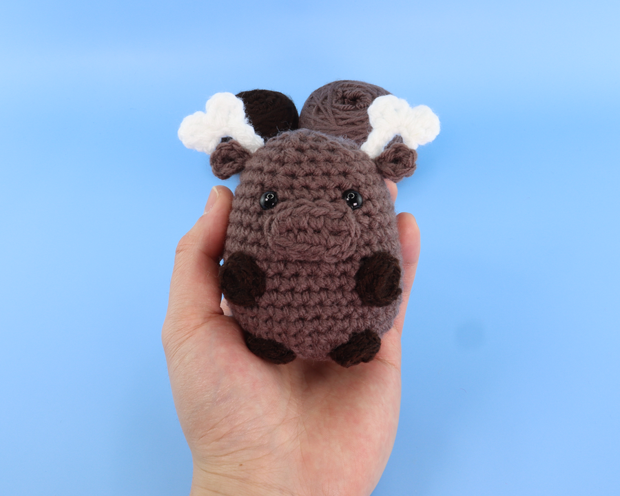 Mocha The Moose Crochet Kit