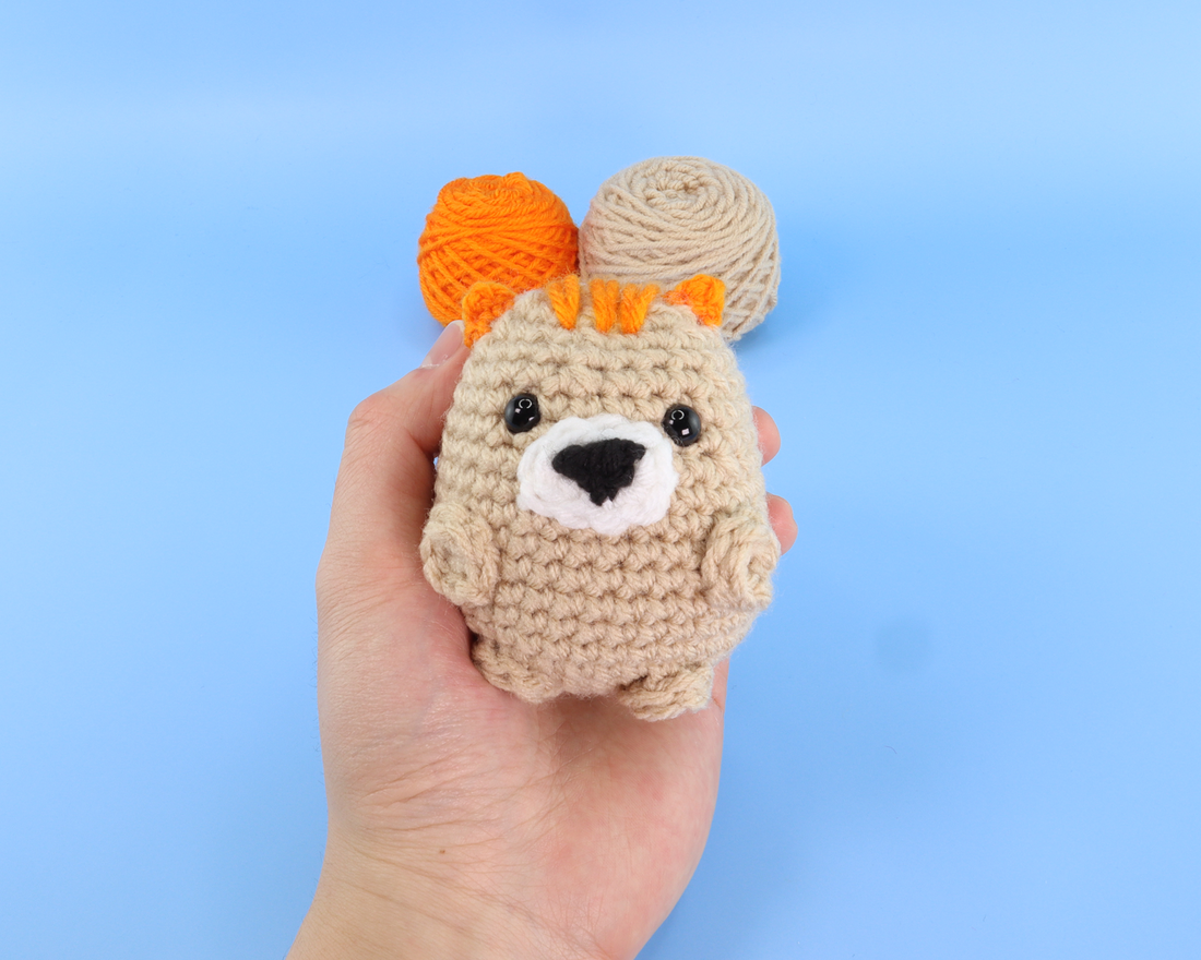 Pancake The Squirrel Crochet Kit