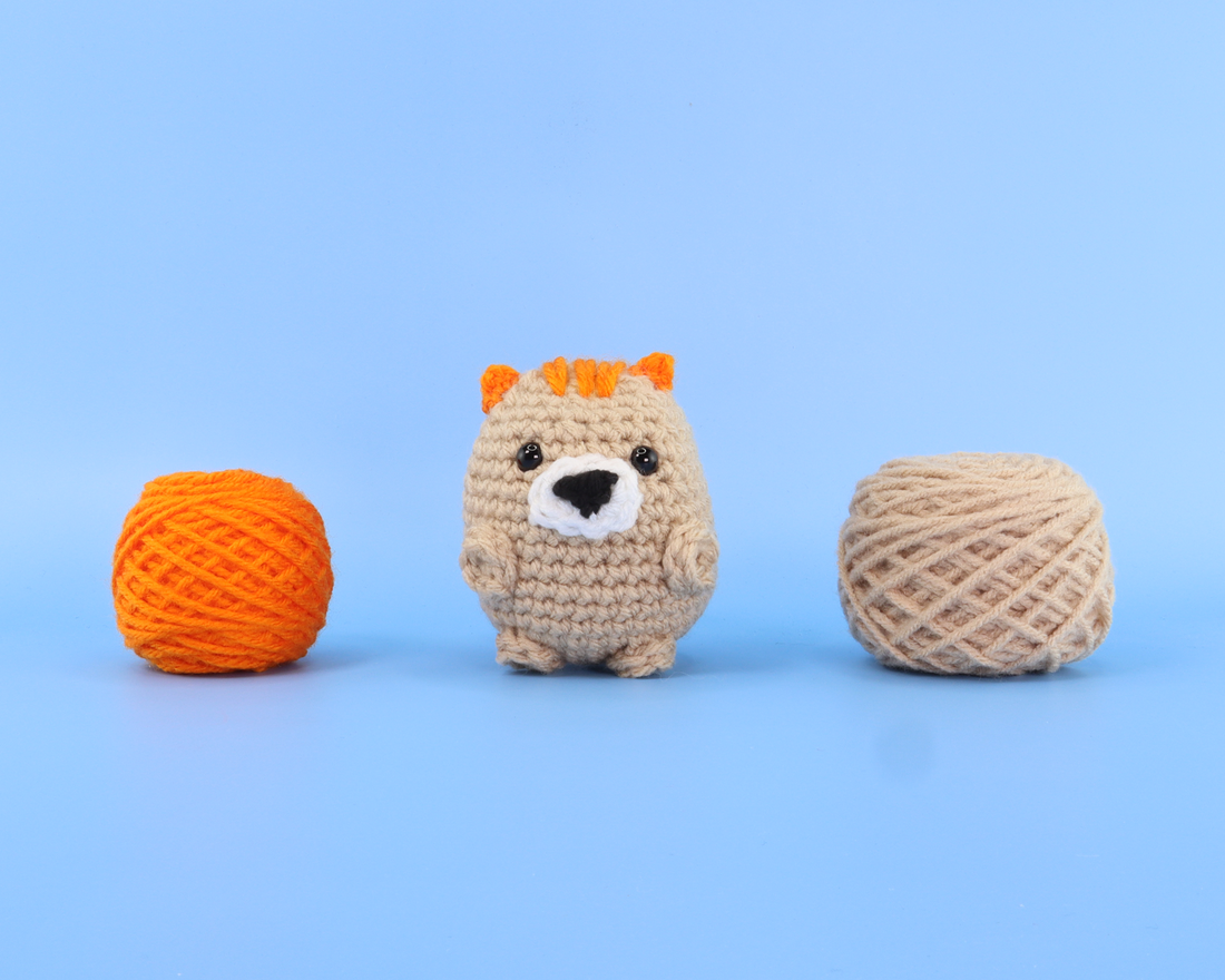 Pancake The Squirrel Crochet Kit