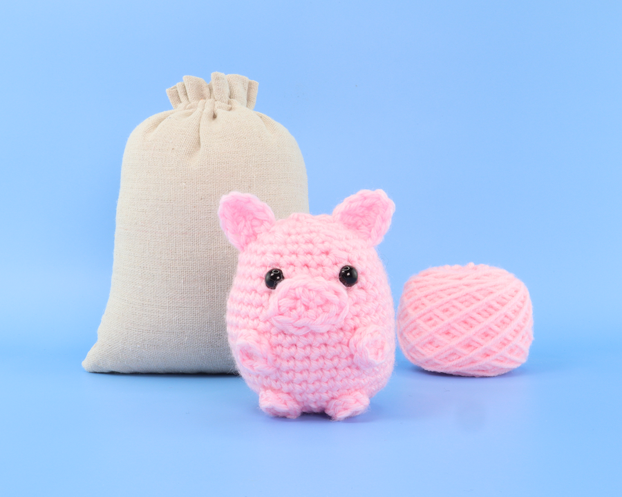 Rosy The Pig Crochet Kit