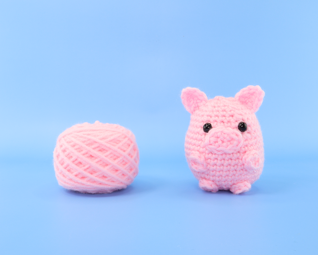 Rosy The Pig Crochet Kit