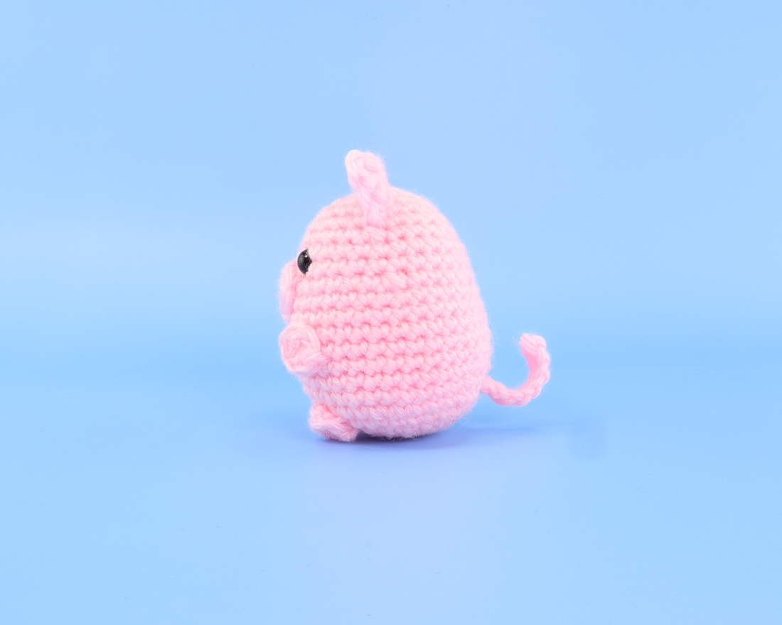 Rosy The Pig Crochet Kit