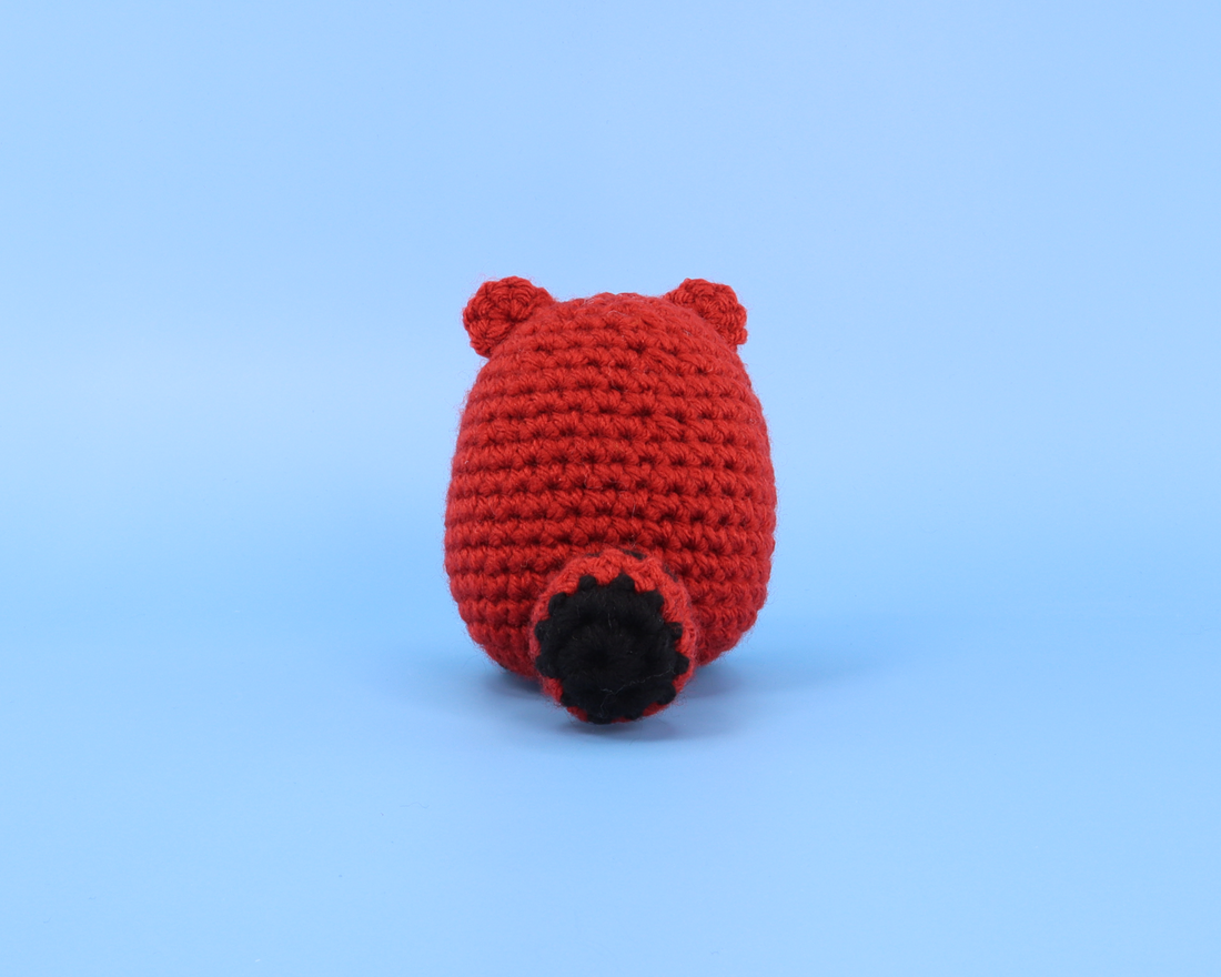 Rouge The Red Panda Crochet Kit