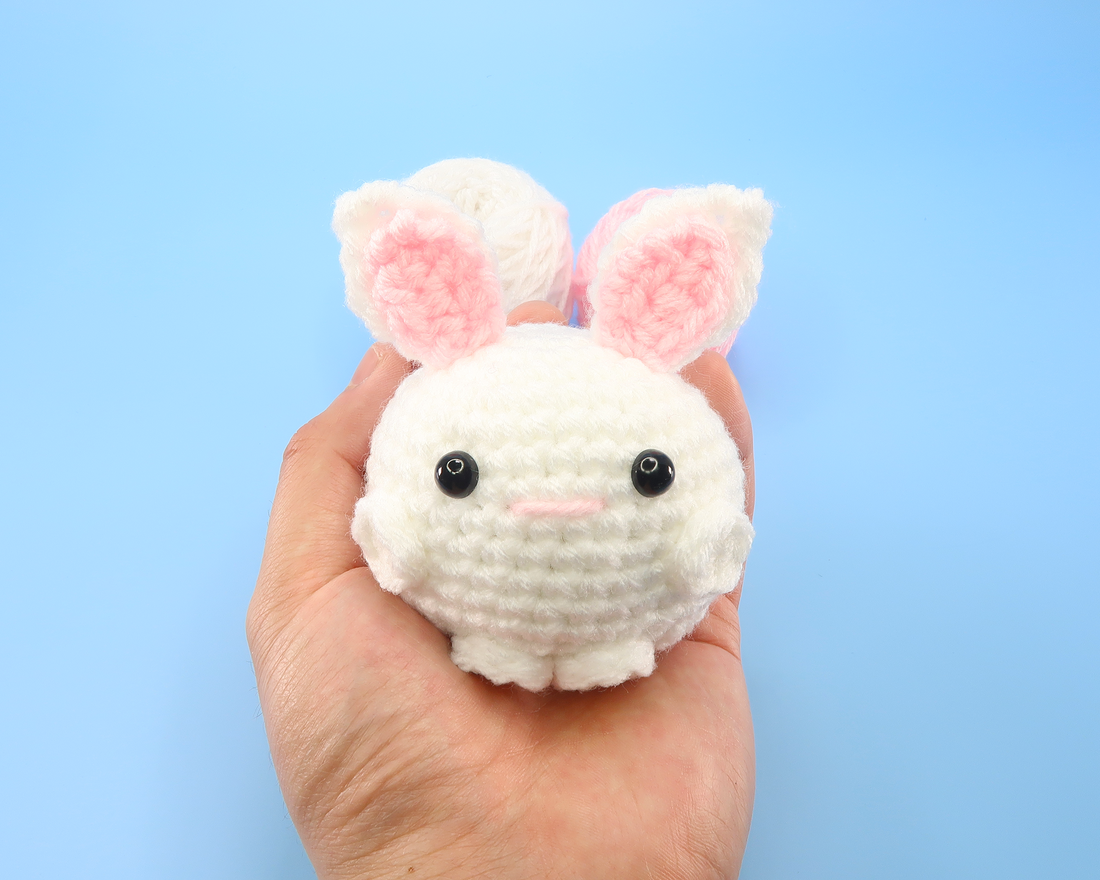 Bunny Ball Crochet Kit & Pattern