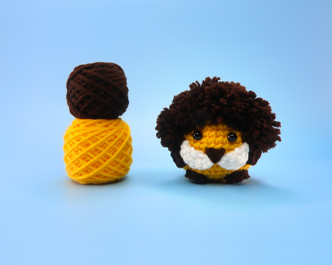 Lion Ball Crochet Kit & Pattern