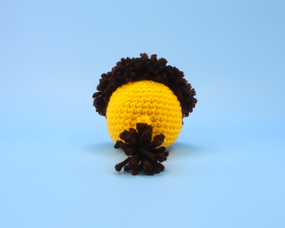 Lion Ball Crochet Kit & Pattern