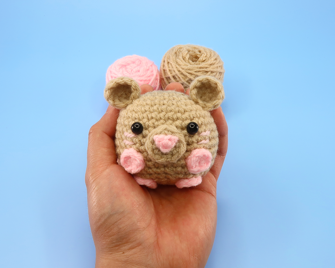 Mouse Ball Crochet Kit & Pattern