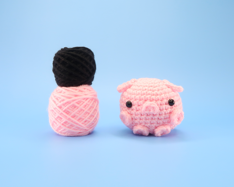 Pig Ball Crochet Kit & Pattern