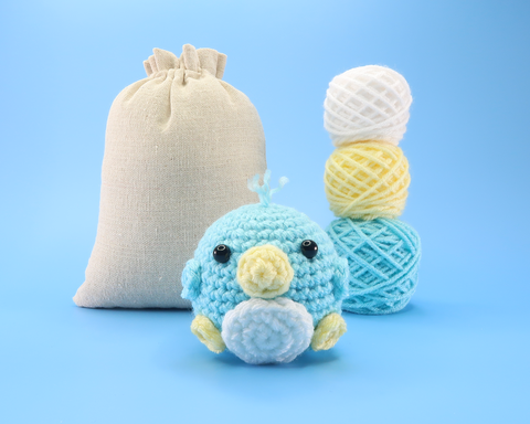 BWkoss Crochet Kit for Beginners, Polar Animal Crochet Starter Kit for  Adults Kids Fox Penguin Polar Bear DIY Yarn Knitting Craft Supplies with